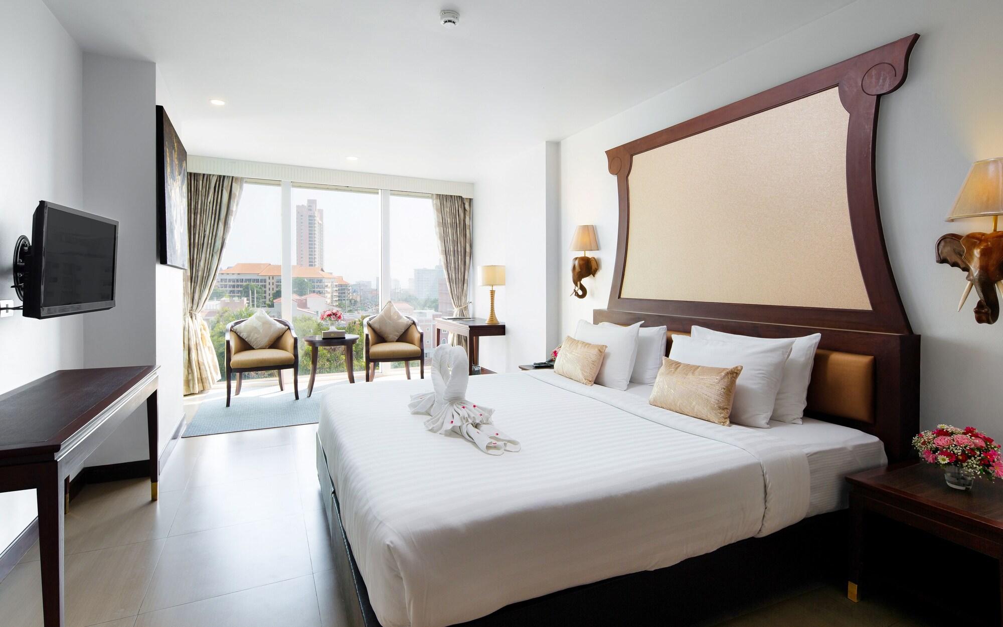 Aiyara Grand Hotel Pattaya Eksteriør billede