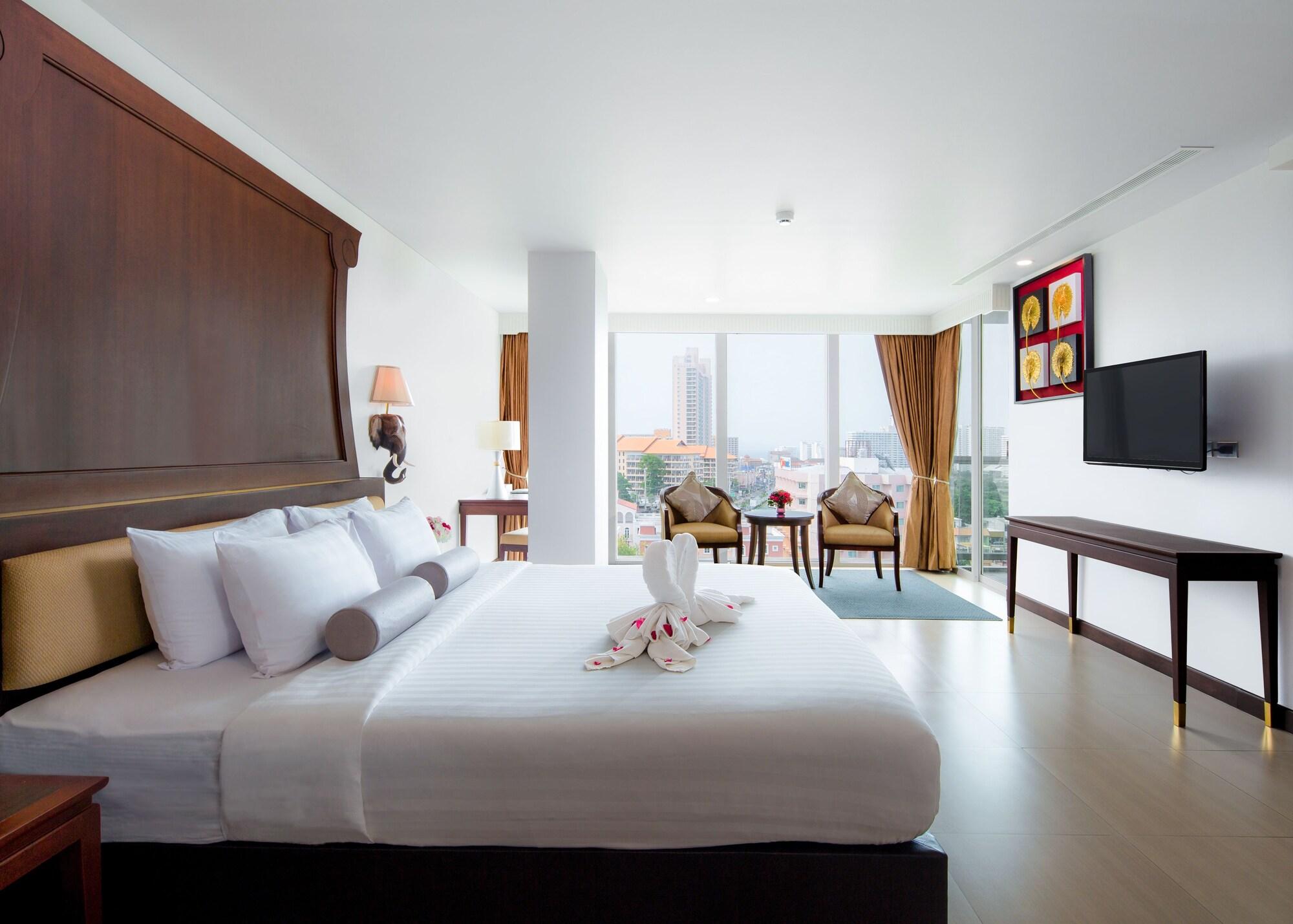 Aiyara Grand Hotel Pattaya Eksteriør billede