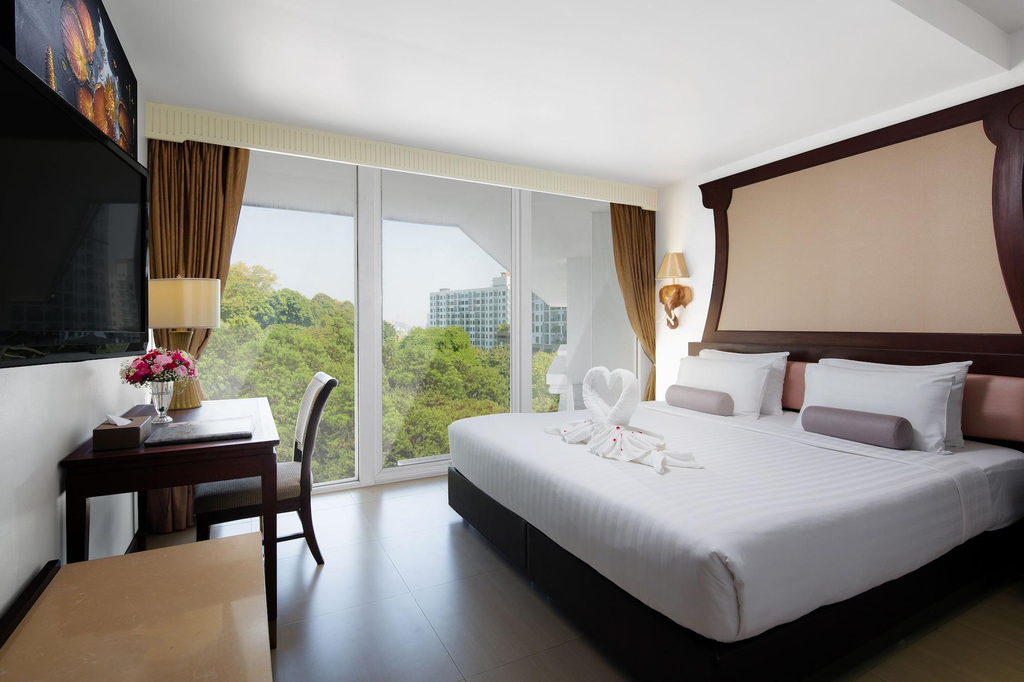 Aiyara Grand Hotel Pattaya Eksteriør billede